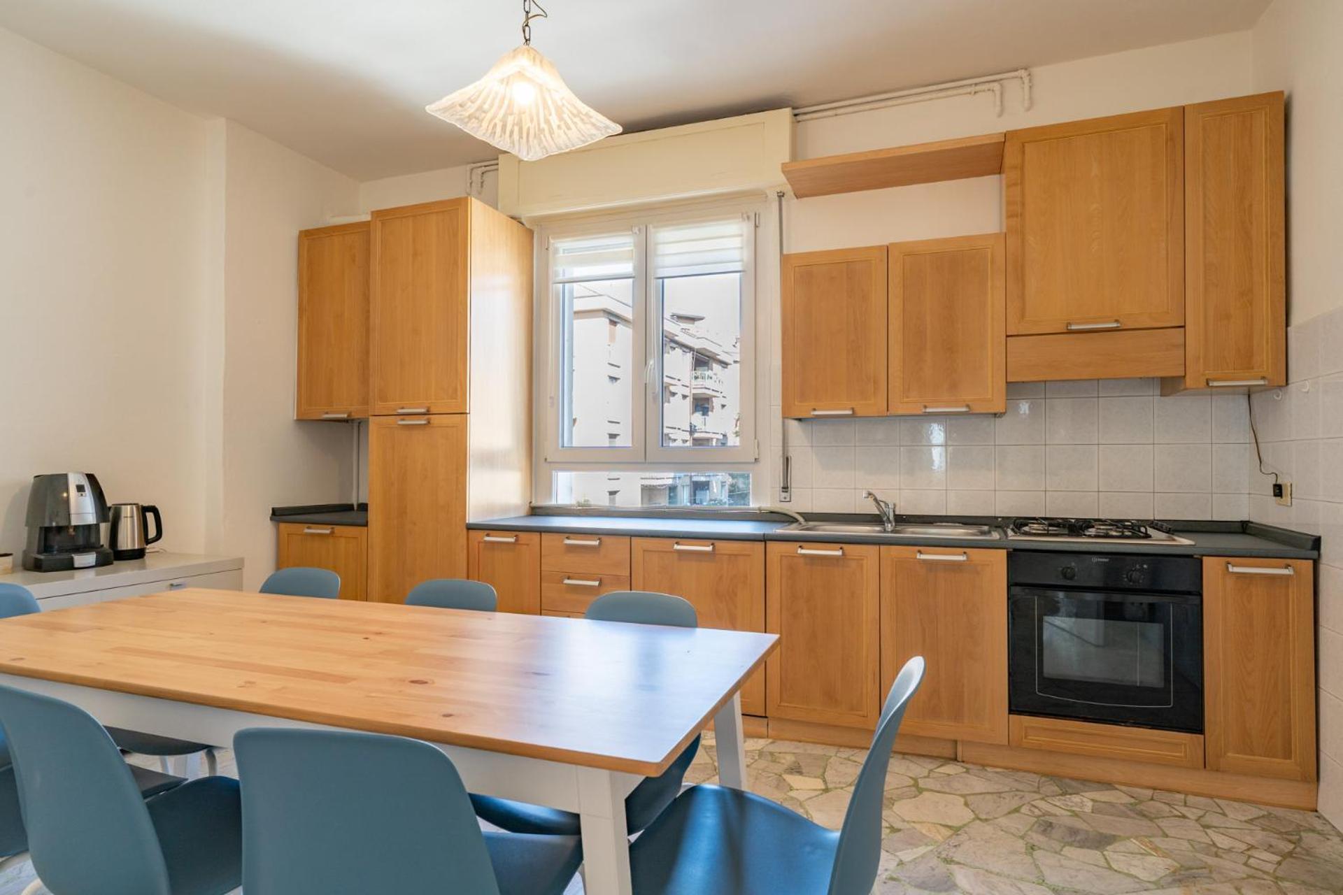 Spacious Apartment With Panoramic Views In Lecco Exterior photo