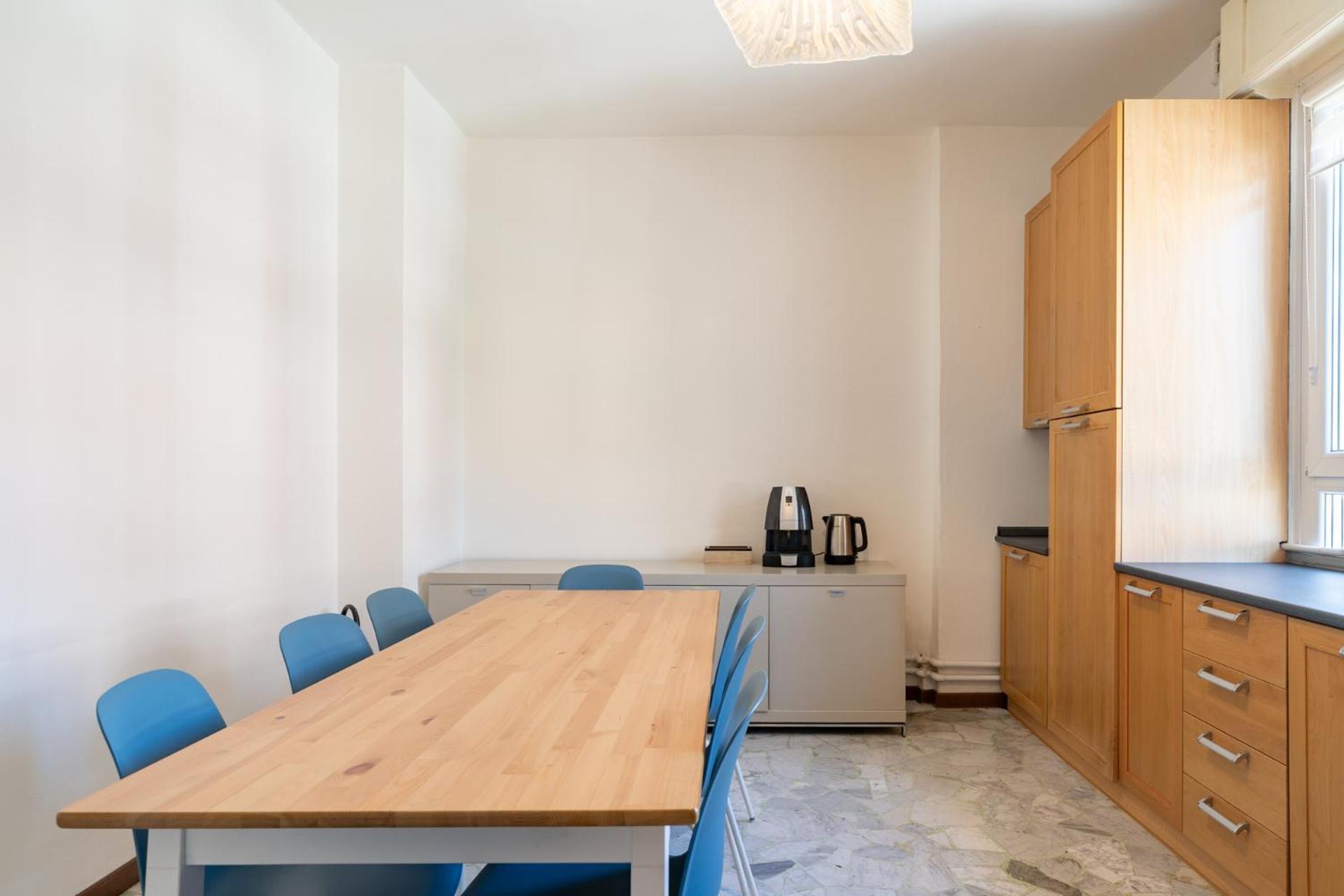 Spacious Apartment With Panoramic Views In Lecco Exterior photo